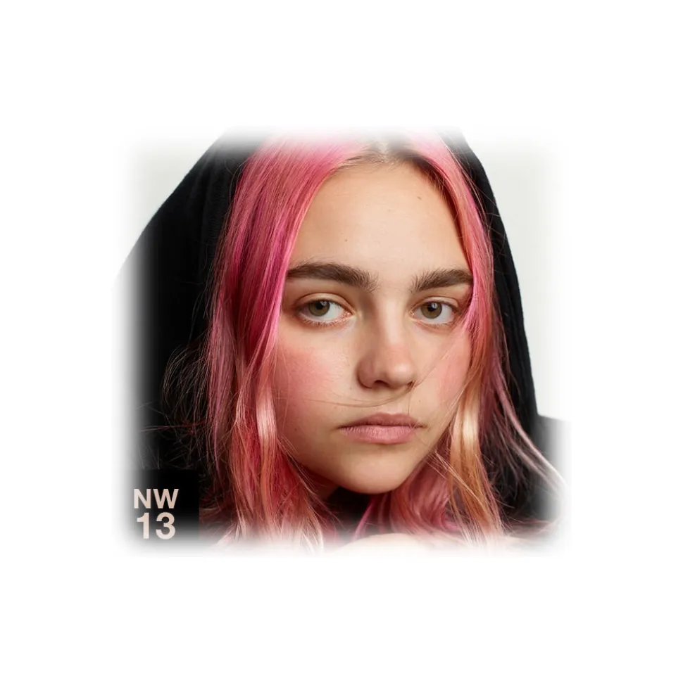 MAC Cosmetics - Studio Fix Fluid SPF 15 - Foundation - Luxury - Avvenice