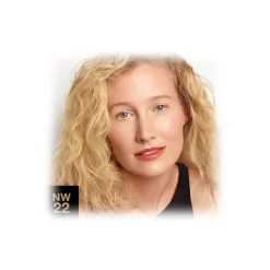 MAC Cosmetics - Studio Fix Fluid SPF 15 - Foundation - Luxury - Avvenice