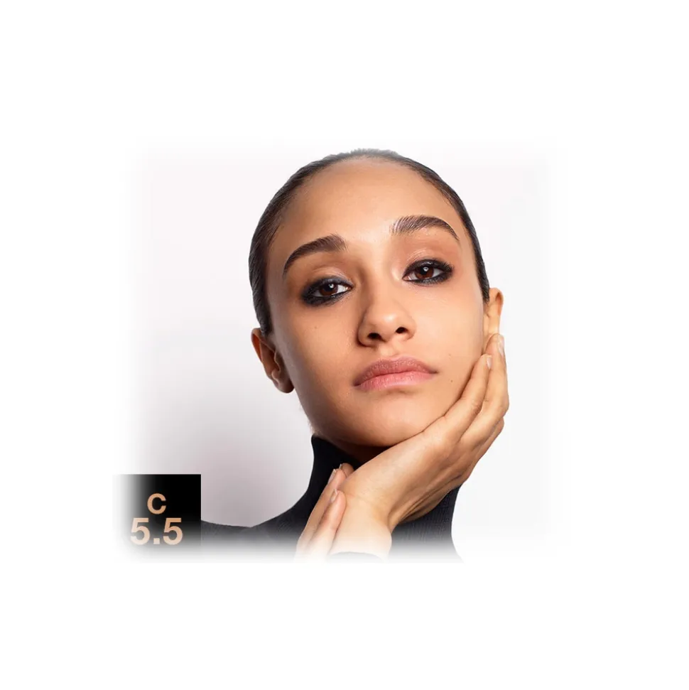 MAC Cosmetics - Studio Fix Fluid SPF 15 - Foundation - Luxury - Avvenice