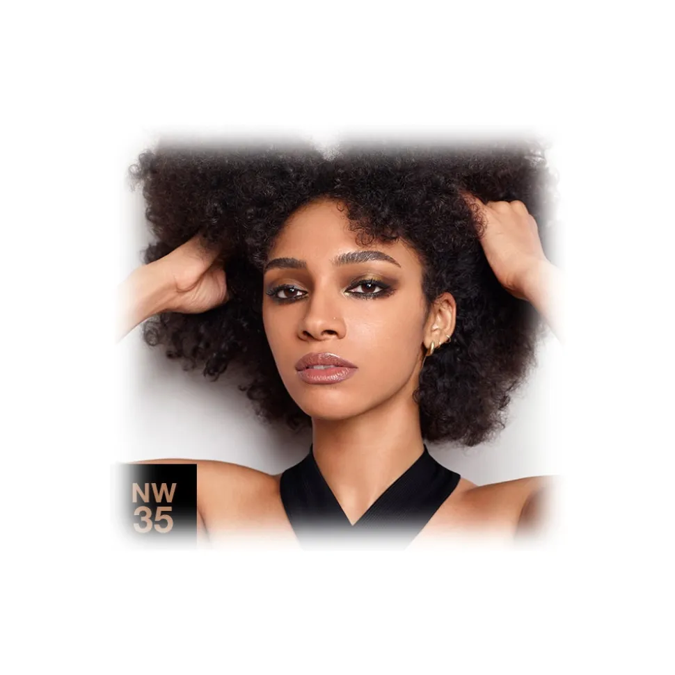 MAC Cosmetics - Studio Fix Fluid SPF 15 - Foundation - Luxury - Avvenice