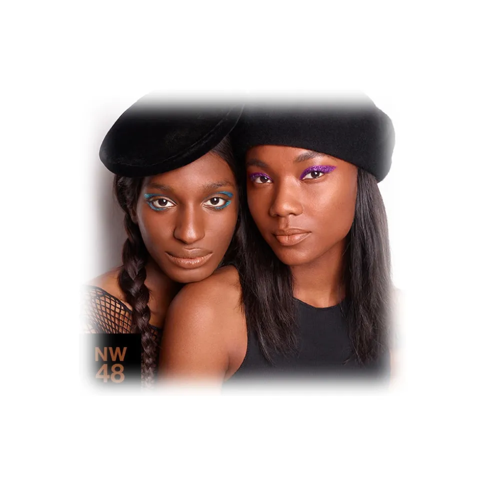 MAC Cosmetics - Studio Fix Fluid SPF 15 - Foundation - Luxury - Avvenice