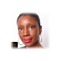 MAC Cosmetics - Studio Fix Fluid SPF 15 - Foundation - Luxury - Avvenice