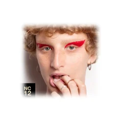 MAC Cosmetics - Studio Fix Fluid SPF 15 - Foundation - Luxury - Avvenice