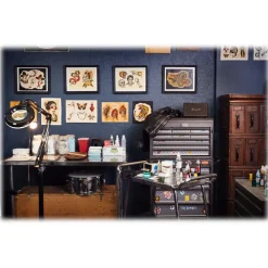 Marshall - Acton - Black - Bluetooth Speaker - Iconic Classic Premium High Quality Speaker - Avvenice