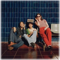 Marshall - Middleton - Cream - Portable Bluetooth Speaker - Iconic Classic Premium High Quality Speaker - Avvenice