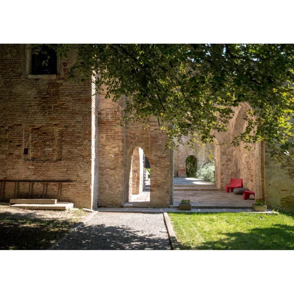 Massimago Wine Tower - Wine Tasting Experience - 4 Days 3 Nights - Avvenice