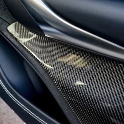 Monte Carlo Travel 1985 - Aston Martin DBX707 - Supercar - Monte-Carlo - Cannes - Exclusive Luxury - Avvenice