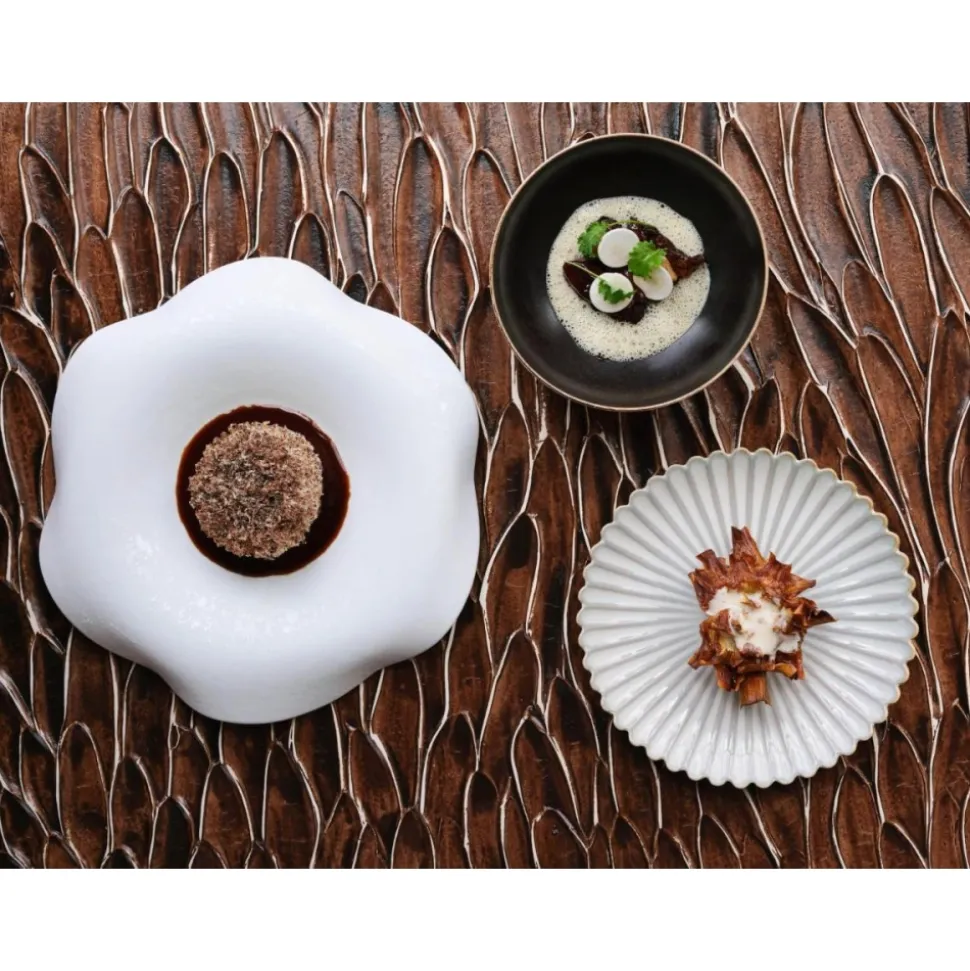 Monte Carlo Travel 1985 - Ferrari 812 GTS - Supercar - Monte-Carlo - Cannes - Exclusive Luxury - Avvenice