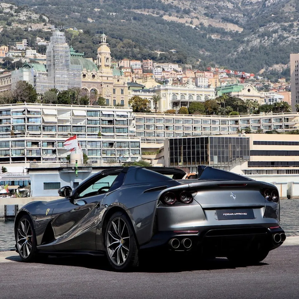 Monte Carlo Travel 1985 - Ferrari 812 GTS - Supercar - Monte-Carlo - Cannes - Exclusive Luxury - Avvenice