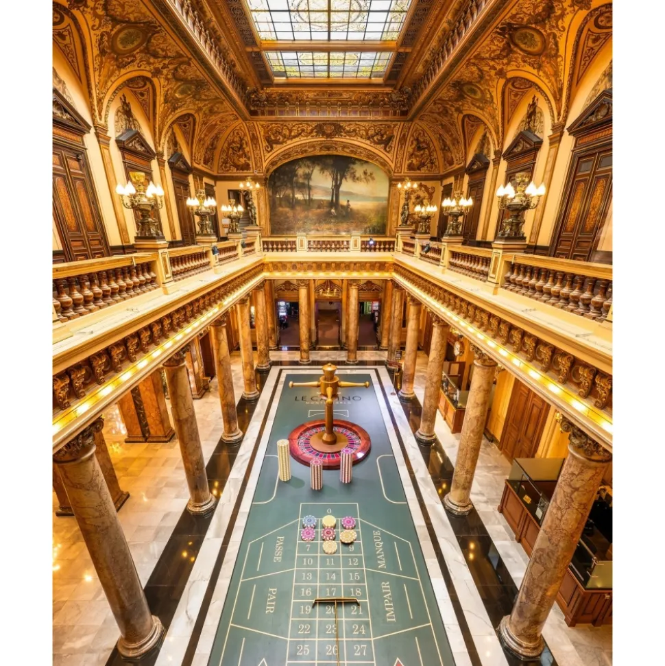 Monte Carlo Travel 1985 - Ferrari 812 GTS - Supercar - Monte-Carlo - Cannes - Exclusive Luxury - Avvenice