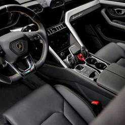 Monte Carlo Travel 1985 - Lamborghini Urus - Supercar - Monte-Carlo - Cannes - Exclusive Luxury - Avvenice