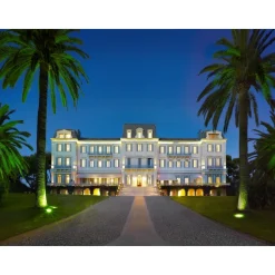 Monte Carlo Travel 1985 - Yacht Excursion - Cannes to D'Antibes - Hotel of Cap Eden Roc - Cannes - France - Exclusive Luxury - Avvenice