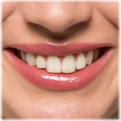 Nee Make Up - Milano - Clear Shine Gloss Sangria CS4 - Clear / Transparent Gloss - Lips - Professional Make Up - Avvenice