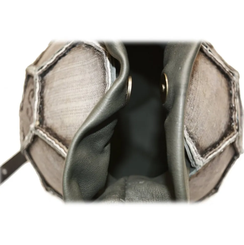 PangaeA - Original Model - PangaeA Bag - Artisan Leather Casual Handbag - Avvenice