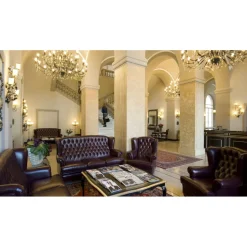 Park Hotel Villa Pacchiosi - Discovering Parma - 3 Days 2 Nights - Junior Suite - Avvenice