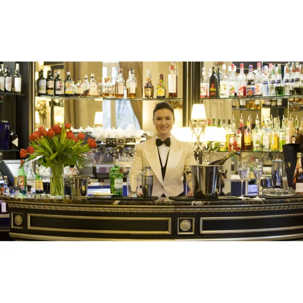 Park Hotel Villa Pacchiosi - Discovering Parma - 4 Days 3 Nights - Junior Suite - Avvenice