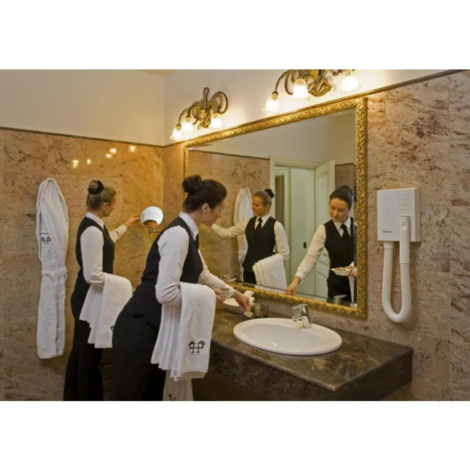 Park Hotel Villa Pacchiosi - Discovering Parma - 4 Days 3 Nights - Junior Suite - Avvenice