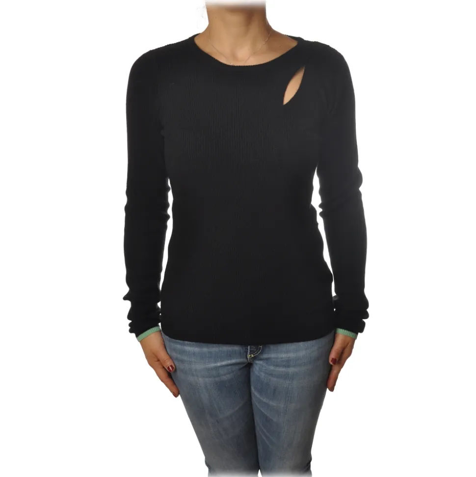 Patrizia Pepe - Crew-Neck Sweater with Opening on the Front - Black - Pullover - Made in Italy - Luxury Exclusive Collection - Avvenice