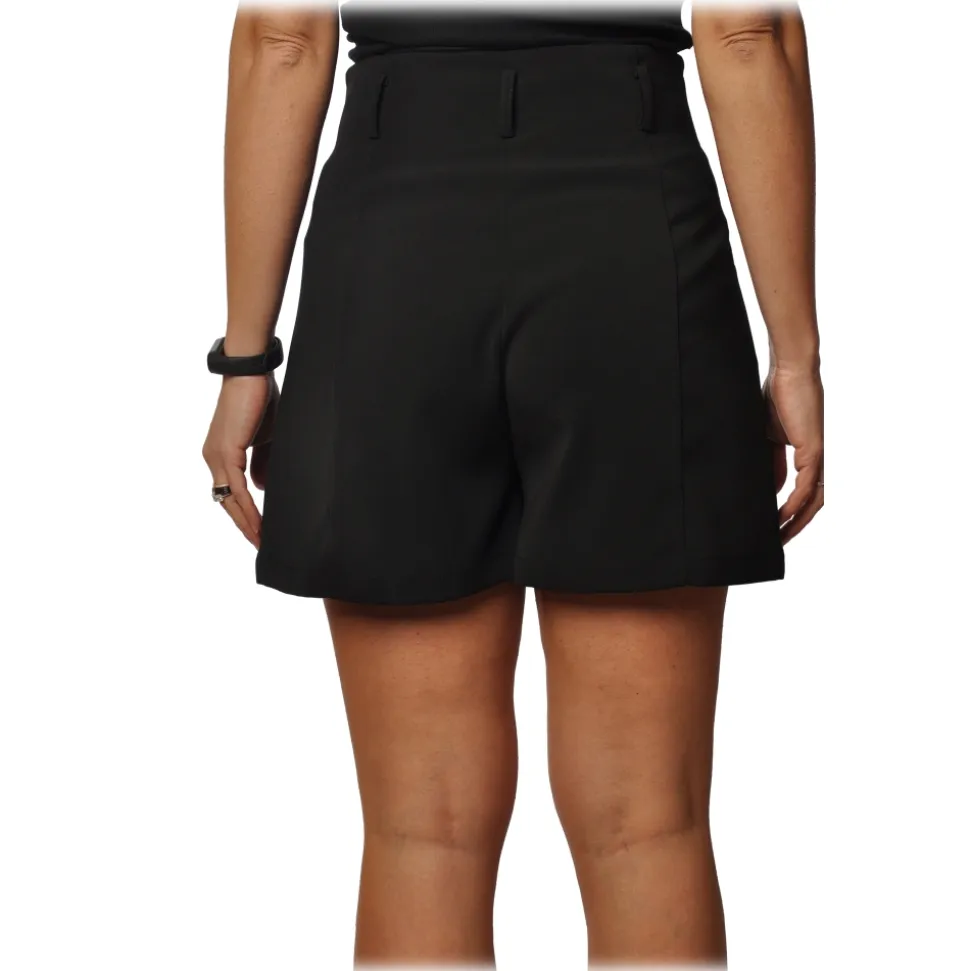 Patrizia Pepe - High Waisted Bermuda with Soft Leg - Black - Trousers - Made in Italy - Luxury Exclusive Collection - Avvenice