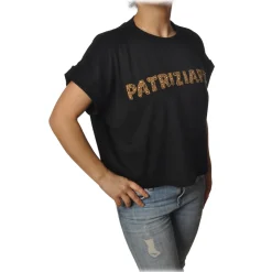 Patrizia Pepe - Sweatshirt Short Sleeve with Opening on the Back - Black - T-shirt - Made in Italy - Luxury Exclusive Collection - Avvenice