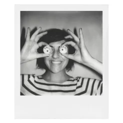 Polaroid Originals - B&W Film for i-Type - Classic White Frame - Film for Polaroid Originals i-Type Cameras - OneStep 2 - Avvenice