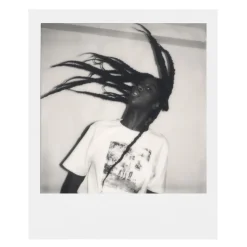 Polaroid Originals - B&W Film for i-Type - Classic White Frame - Film for Polaroid Originals i-Type Cameras - OneStep 2 - Avvenice