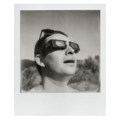 Polaroid Originals - B&W Film for SX-70 - Classic White Frame - Film for Polaroid Originals SX-70 Cameras - Avvenice