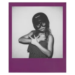 Polaroid Originals - B&W Film for 600 - Color Frame - Film for Polaroid Originals 600 Cameras - OneStep 2 - Avvenice