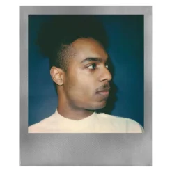 Polaroid Originals - Color Film for 600 - Silver Frame - Film for Polaroid Originals 600 Cameras - OneStep 2 - Avvenice