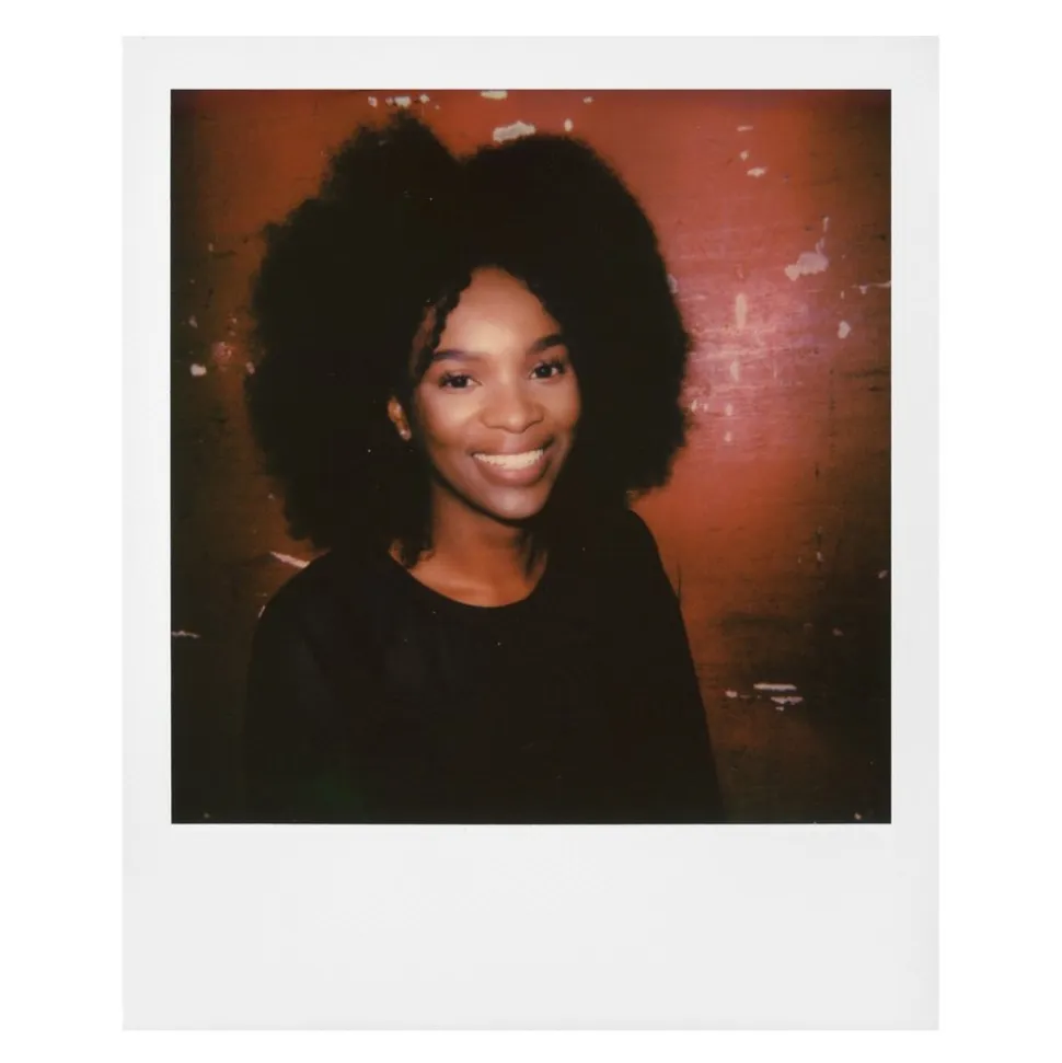 Polaroid Originals - Color Film for 600 - Classic White Frame - Film for Polaroid Originals 600 Cameras - OneStep 2 - Avvenice