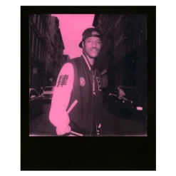 Polaroid Originals - Rose Film for 600 Duochrome - Black Frame - Film for Polaroid Originals 600 Cameras - OneStep 2 - Avvenice