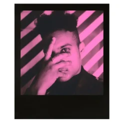Polaroid Originals - Rose Film for 600 Duochrome - Black Frame - Film for Polaroid Originals 600 Cameras - OneStep 2 - Avvenice