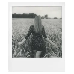 Polaroid Originals - Triple Pack Blackout B&W Film for 600 - Classic White Frame - Film for Polaroid 600 Cameras - OneStep 2 - Avvenice