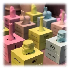 Qeeboo - Rabbit - Grey - High Capacity Portable Power Bank USB Charger - qeeboo Mini - Portable Batteries - 2600 mAh - Avvenice