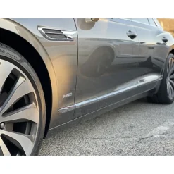 Rent Luxe Car - Bentley Flying Spur - Exclusive Luxury Rent - Avvenice