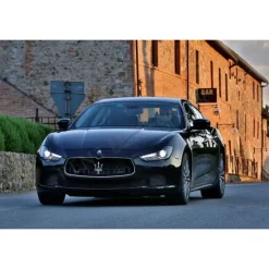 Rent Luxe Car - Maserati Ghibli - Exclusive Luxury Rent - Avvenice