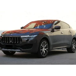 Rent Luxe Car - Maserati Levante - Exclusive Luxury Rent - Avvenice
