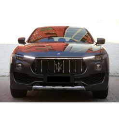 Rent Luxe Car - Maserati Levante - Exclusive Luxury Rent - Avvenice