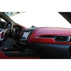 Rent Luxe Car - Maserati Levante - Exclusive Luxury Rent - Avvenice