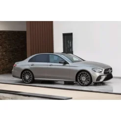 Rent Luxe Car - Mercedes E Class - Exclusive Luxury Rent - Avvenice
