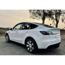 Rent Luxe Car - Tesla Model Y - Exclusive Luxury Rent - Avvenice