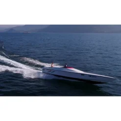 Rent Offshore Lago Maggiore - Mini-Cruise of The Borromean Gulf - Exclusive Luxury Private Tour - Yacht - Panoramic Cruise - Avvenice