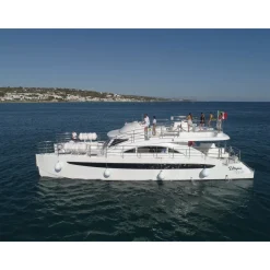 Salento in Barca - Utopia Exclusive Tour - Eidothea Tour - Maxi Catamaran - Yacht - Panoramic Cruise - Salento - Puglia - Avvenice