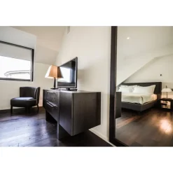 San Pietro all'Orto - Exclusive Milano - Armani Casa - Shopping - Montenapoleone - Via della Spiga - 4 Days 3 Nights - Avvenice