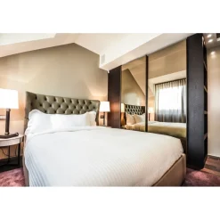 San Pietro all'Orto - Exclusive Milano - Armani Casa - Shopping - Montenapoleone - Via della Spiga - 4 Days 3 Nights - Avvenice