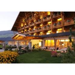 Sport & Kurhotel Bad Moos - Dolomites Spa Resort - Love & Romantic - 4 Days 3 Nights - Avvenice