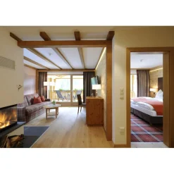 Sport & Kurhotel Bad Moos - Dolomites Spa Resort - Love & Romantic - 4 Days 3 Nights - Avvenice