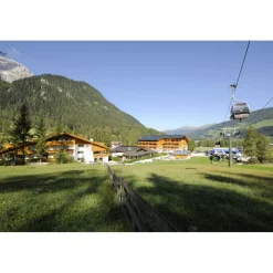 Sport & Kurhotel Bad Moos - Dolomites Spa Resort - Love & Romantic - 4 Days 3 Nights - Avvenice