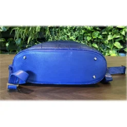 Suèi - Backpack of Crocodile Leather - Blue - Handmade in Italy - Luxury Exclusive Collection - Avvenice