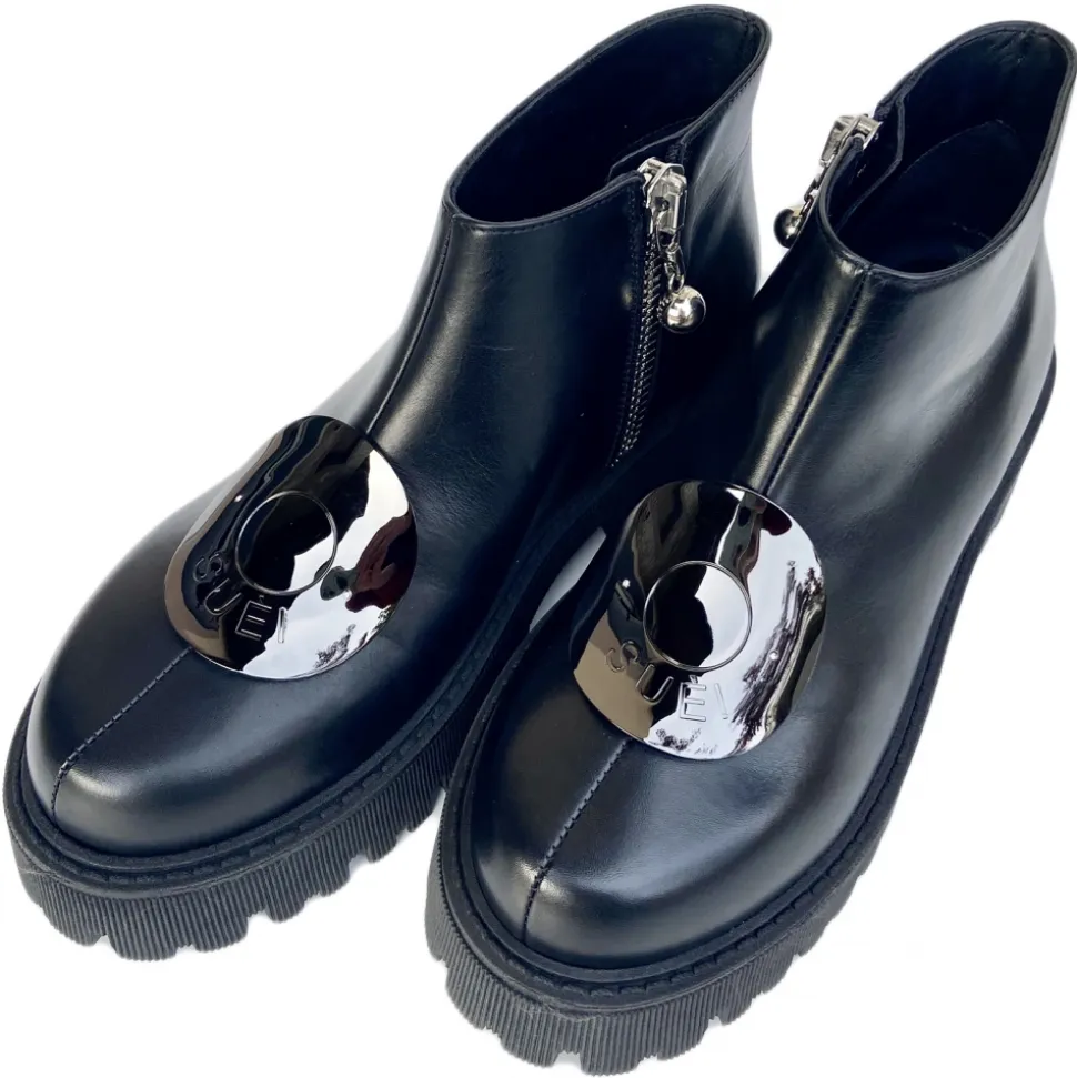 Suèi - Boots with Plate Accessories - Black - Handmade in Italy - Luxury Exclusive Collection - Avvenice